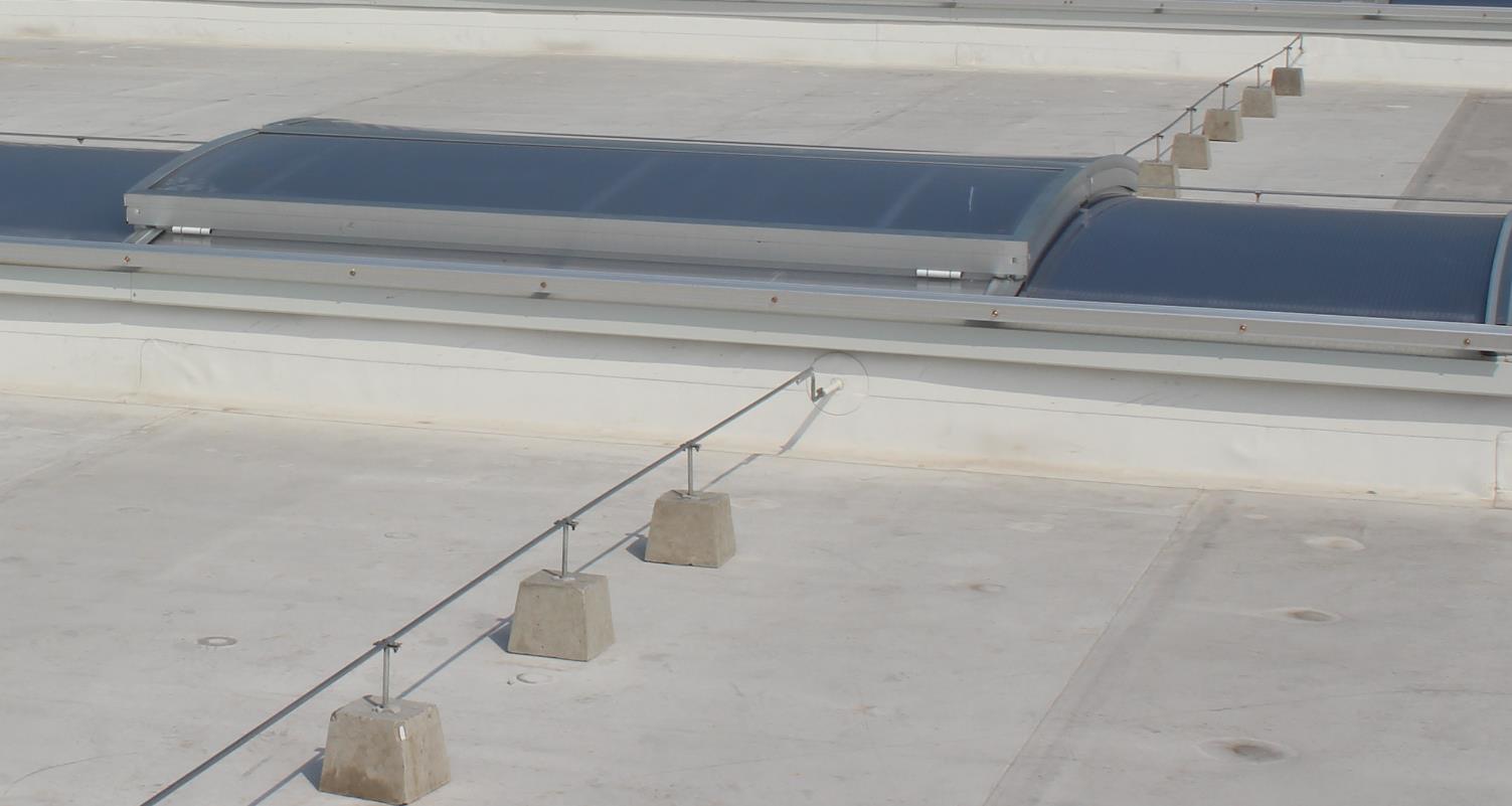 一汽丰田圆拱上开采光排烟天窗 (1).jpg